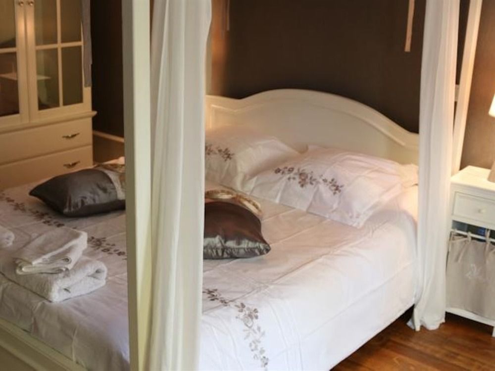 Le Corrigot Hotel Pierry Exterior foto